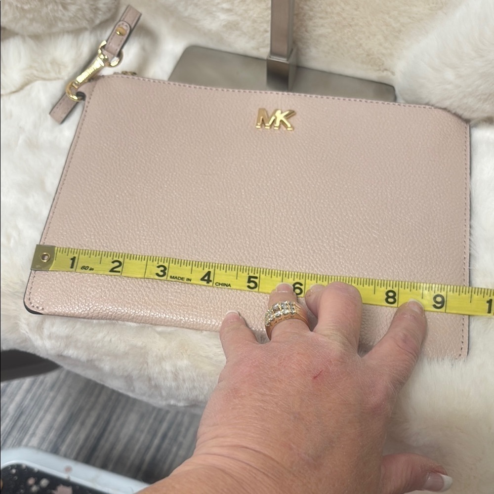 Michael Kors Dusty Rose Clutch with Gold Logo and Wrist Strap - Picture 9 of 9